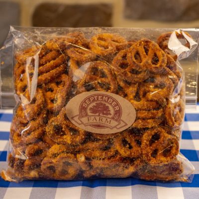 https://www.septemberfarmcheese.com/wp-content/uploads/Sweet-cheddar-pretzels-400x400.jpg