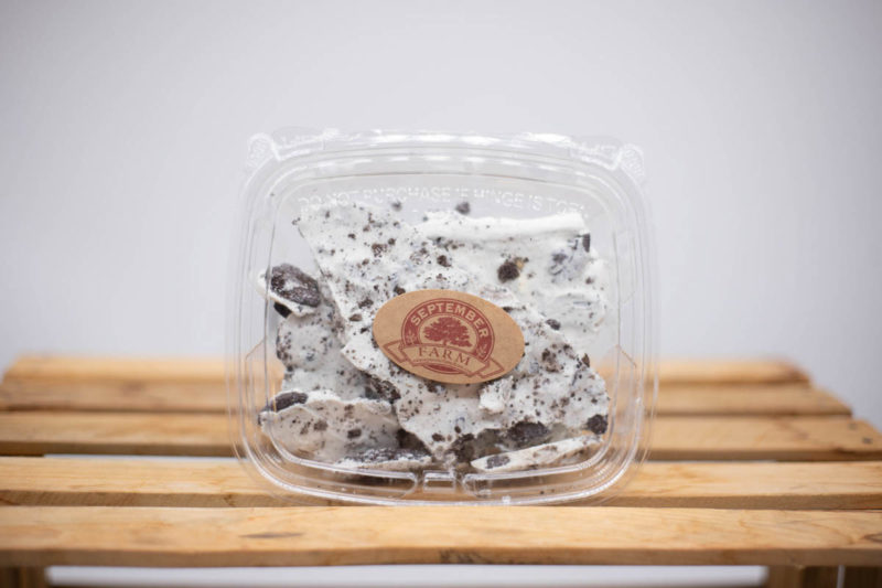 cookies&cream-candy-bark-available-in-19371