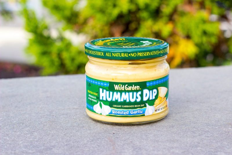 Roasted Garlic Hummus Dip